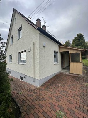 Erstbezug nach Sanierung: günstiges und großes 6-Zimmer-Haus mit EBK in Bergheim