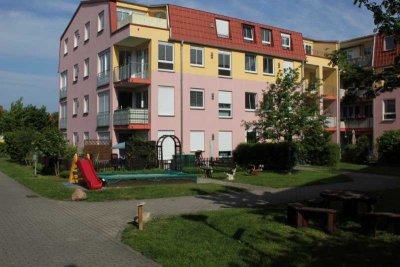 2 Raum- Dachgeschosswohnung mit Balkon und Einbauküche