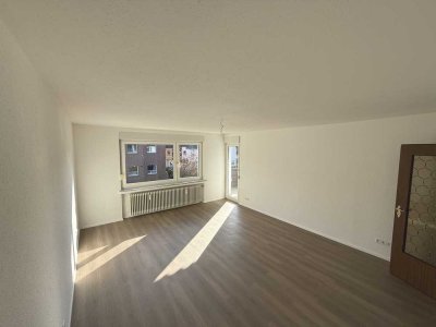 3-Zimmer-Wohnung mit Balkon in Garbsen - Erstbezug nach Sanierung - von privat