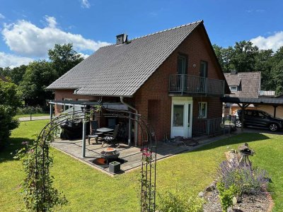 *** Waldrandlage und frei lieferbar, ideal für eine Familie ***