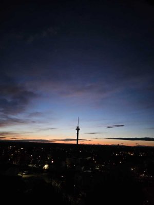 Traumwohnung in Markt Schwaben: Stilvolle 4-Zimmer-Wohnung mit Alpenblick