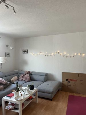 Wohnung mit drei Zimmern sowie Balkon und Einbauküche in Neu-Ulm Stadtmitte