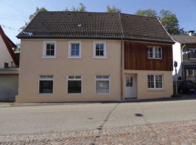 Einfamilienhaus mit Garten und möglicher gewerblicher Nutzung im UG in Spechbach