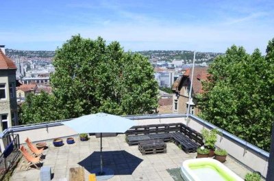 Zimmer in Halbhöhenlage, Stuttgart-Mitte, riesige Dachterrasse, nur an Studenten!