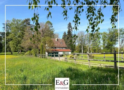 Wohnen in der Idylle inmitten des Schlossparks - Ehemaliges Forsthaus für Naturliebhaber