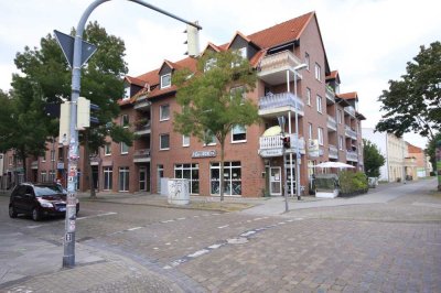 Schöne 1-Zimmer-Wohnung mit Loggia in direkter Nähe vom Rathaus