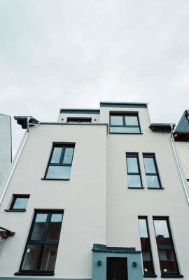 Hochwertig renovierte Maisonette-Wohnung mit tollem Moselblick