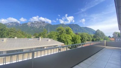 Wohnen auf höchstem Niveau! Möbliertes Luxus-Penthouse in Top-Lage von Bad Reichenhall