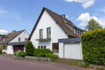 Großzügiges Haus mit Wintergarten und schönem Garten in Top-Lage zu vermieten