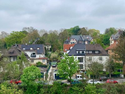 *****Für Eigennutzer! Ideal geschnittene, großzügige 3-Zimmer-Altbauwohnung mit Balkon*****