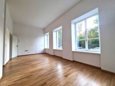 *Exklusive Single Wohnung im Herzen von Pirna*