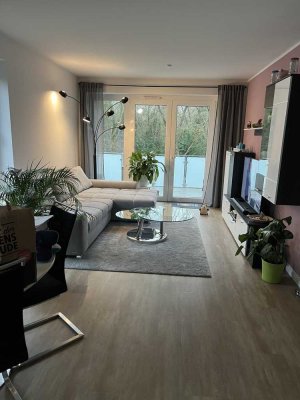 Moderne und helle 2,5 Zimmer Wohnung