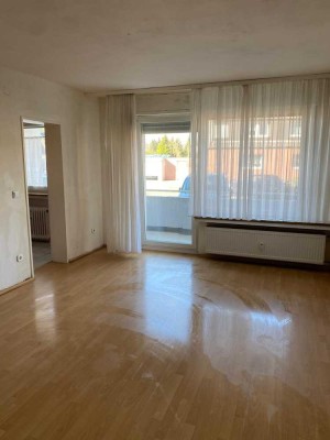 Helle Erdgeschosswohnung mit großem Balkon und EBK in Kamen