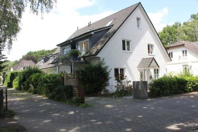 Individuelle und sonnige 2-Zimmer Wohnung über zwei Ebenen mit Terrasse in Rissen