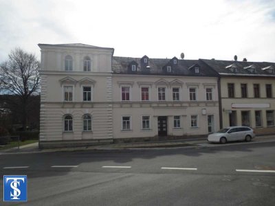 Schönes vermietetes WGH Denkmalschutz mit Garagen  im Zentrum von Markneukirchen