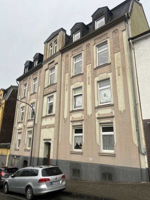 Schöne 3,5-Zimmer Etagenwohnung mit Balkon