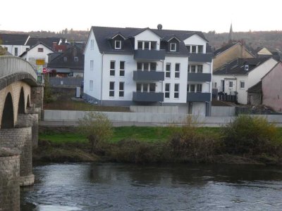 Modernes Wohnen mit herrlichem Blick auf die Sauer in Langsur - Nähe Wasserbillig