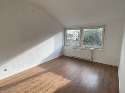 Exklusive 2-Raum-DG-Wohnung in Stuhr