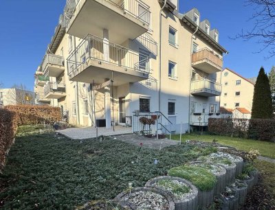 Helle freundliche 2-Raum Wohnung mit Terrasse und Garten