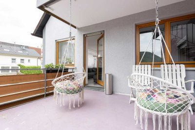 RE/MAX: NEU IM ANGEBOT! *** 5-Zi.-ETW mit Balkon in traumhafter Lage ***