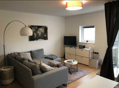 Geschmackvolle 1-Zimmer-Wohnung mit gehobener Innenausstattung mit Balkon und EBK in Saarbrücken