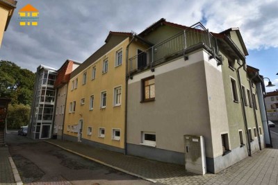 *Aufgepasst Kapitalanleger* Vermietete 2-Raum-Wohnung mit Balkon!