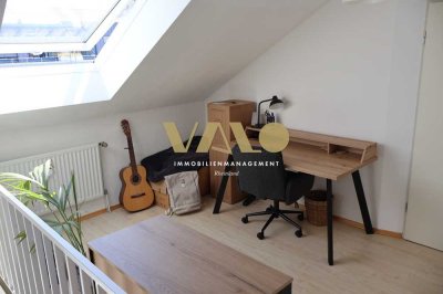 Lichtdurchflutete Maisonettewohnung (vermietet) mit Altbaucharme in der Kölner Innenstadt!