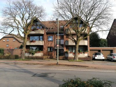 Hochwertige 3- Zimmerwohnung mit Balkon und Garage in Wehofen