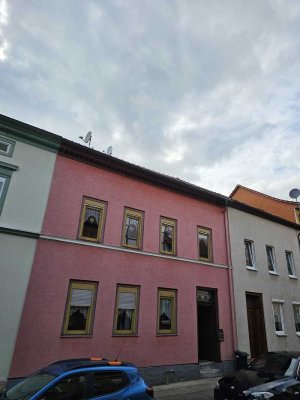 Mehrfamilienhaus in ruhiger Lage der Stadt MHL zu verkaufen :)