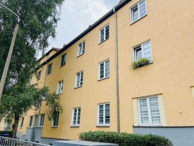 Große 2 Zimmerwohnung mit Balkon