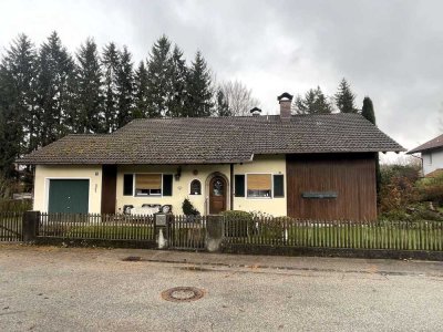 Charmanter Bungalow mit Garten in Kirchanschöring