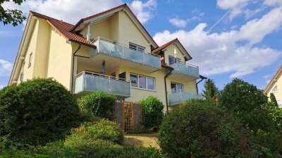 Attraktive 3-Zimmer-Wohnung mit Süd-Balkon und hochwertiger EBK in Rödental, OT