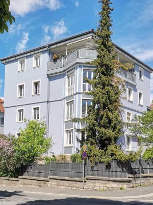 1-Raum-Erdgeschosswohnung mit Einbauküche in Würzburg