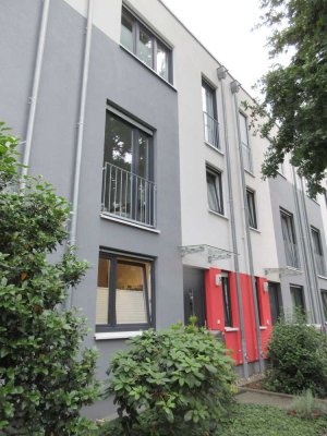 Neubau: modernes, hochwertiges Stadthaus in Bad Honnef-Rhöndorf