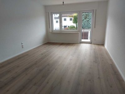 Erstbezug nach Modernisierung: 3-Zimmer-Wohnung im 1. OG mit EBK und Balkon in Wernau