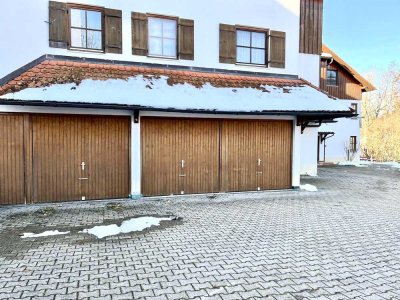 Helle 2 Zimmer Wohnung mit Terrasse, Garage und Stellplatz zu verkaufen - die Wohnung ist vermietet