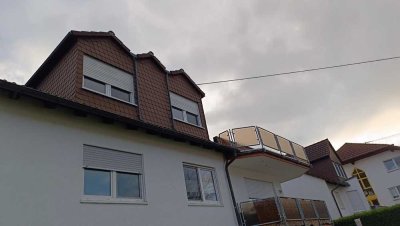 Freundliche 2-Zimmer-Dachgeschosswohnung mit Balkon in Koblenz