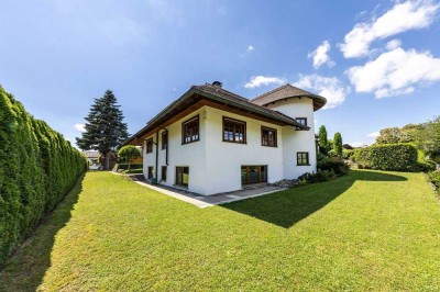 Landhausvilla mit beeindruckendem Garten in Gaienhofen am Bodensee !