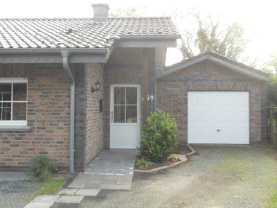 ***Schicker Bungalow mit ausgebautem Souterrain, 4 Zi..- Terrasse + Garten in Geldern-Walbeck.***