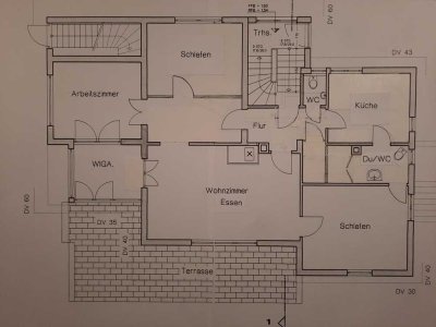 2023 neu renovierte EG Wohnung in freistehendem Zweifamilienhaus.