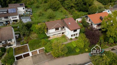 Einfamilienhaus mit zusätzlicher Einliegerwohnung und weitläufigem Garten