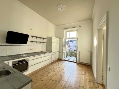 Wunderschöne Altbau-Wohnung im Kreuzviertel