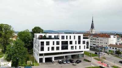 Neue, hochmoderne Loggia-Wohnung mit dem "Schloss Traun" vor der Haustüre