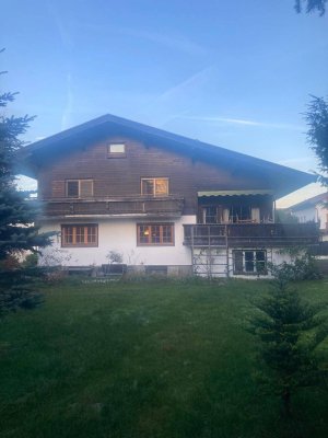 Landhaus in ruhiger, zentraler Lage