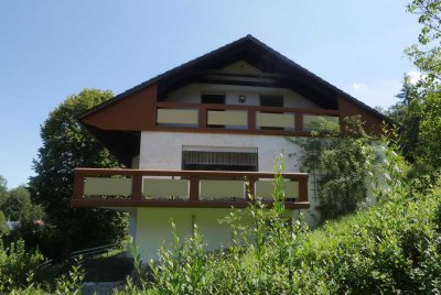 Großzügiges Familienhaus mit Einliegerwohnung eingebettet im malerischen Tal von Treuchtlingen.