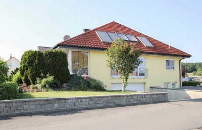 Top gepflegter Wohntraum mit Terrasse, Garten und viel Platz