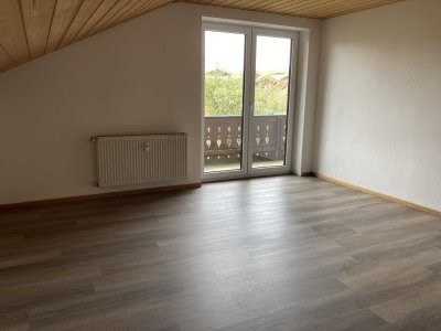 Freundliche 3-Raum-Wohnung mit EBK und Terrasse in Bad Kohlgrub