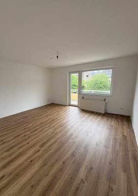 3-Zimmer+EBK+Balkon+WG+Trimbornstraße+TH-Köln+Glasfaser