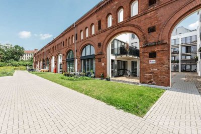 3 Zimmer Wohnung mit Terrasse und EBK  im historischen Baudenkmal