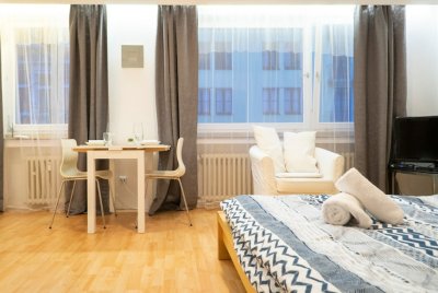 PROVISIONSFREIE!- möblierte 1-Zimmer-Apartment-Wohnung, 27qm, Konkordiastrasse, nähe Hafen-Rheinufer-Königsallee